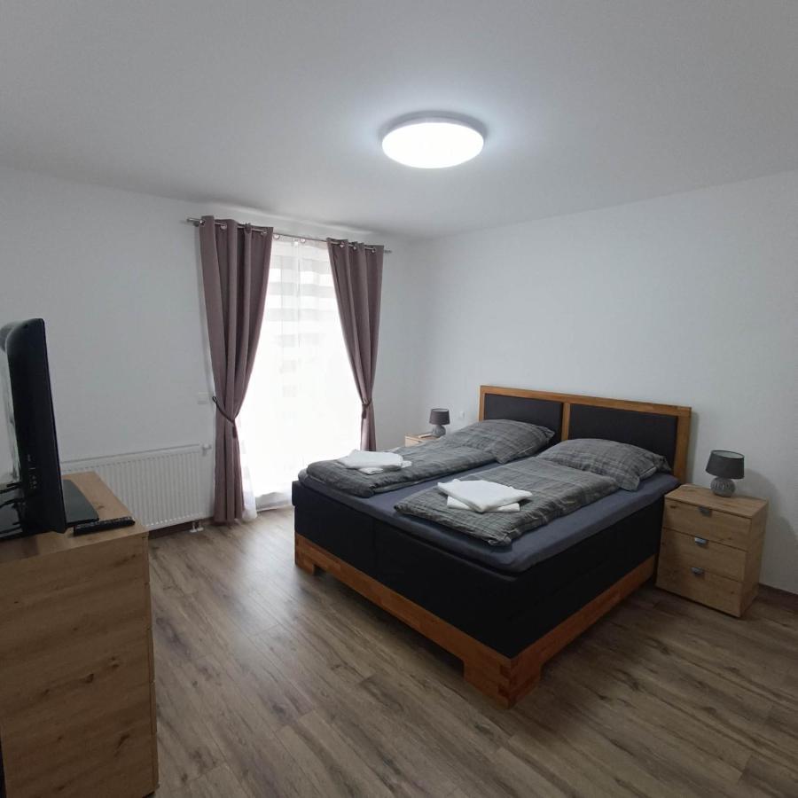 Neue, Moderne Penthousewohnung Sighişoara Exteriör bild