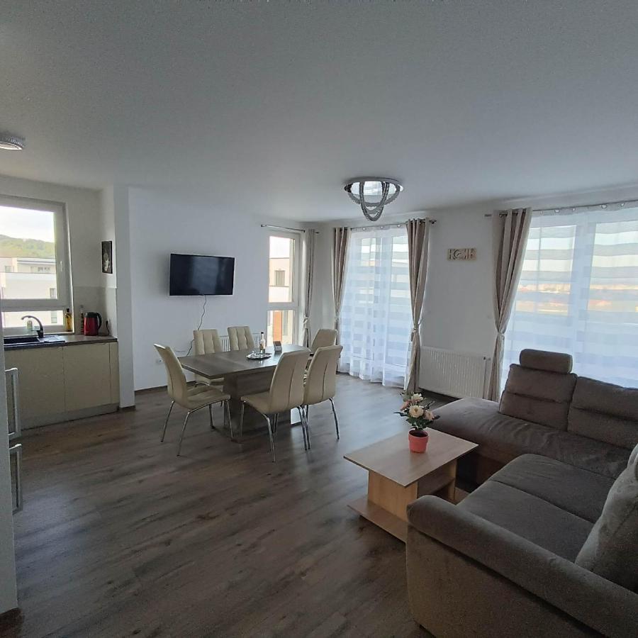 Neue, Moderne Penthousewohnung Sighişoara Exteriör bild